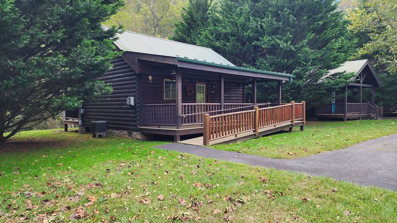 New River Trail Cabins New River Trail Cabins
