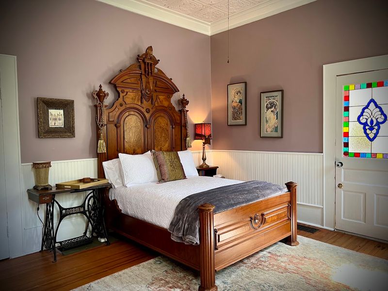 Nostalgic Stays, Historic Hotels and Bed and Breakfasts Nostalgic Stays, Historic Hotels and Bed and Breakfasts