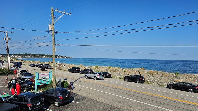 Ocean Views That Turn Every Meal Into a Memory Ocean Views That Turn Every Meal Into a Memory