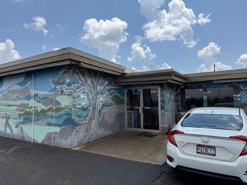 Old Greenbrier Restaurant, North Alabama's Legendary Fish Fry Since 1952 Old Greenbrier Restaurant, North Alabama's Legendary Fish Fry Since 1952