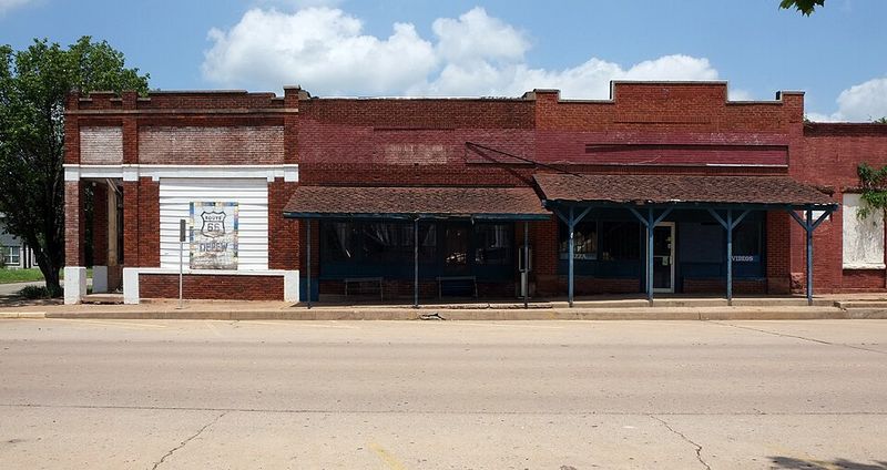 Old Oil Boom Buildings Old Oil Boom Buildings