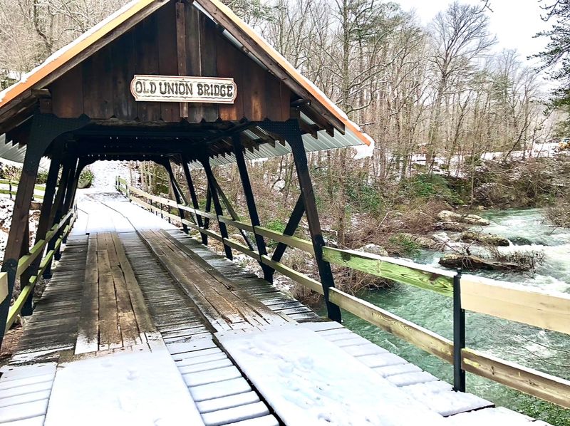 Old Union Crossing Covered Bridge