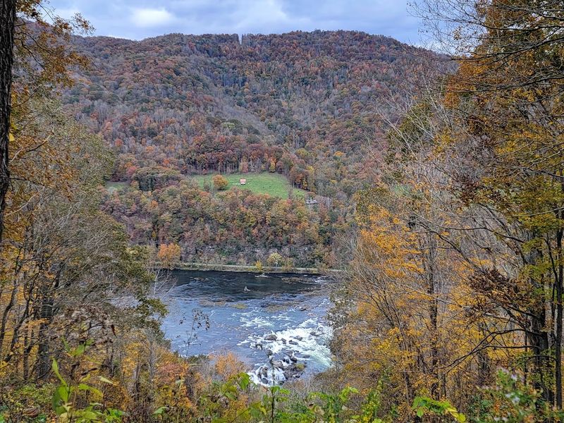 One Overlook, Endless Wonder