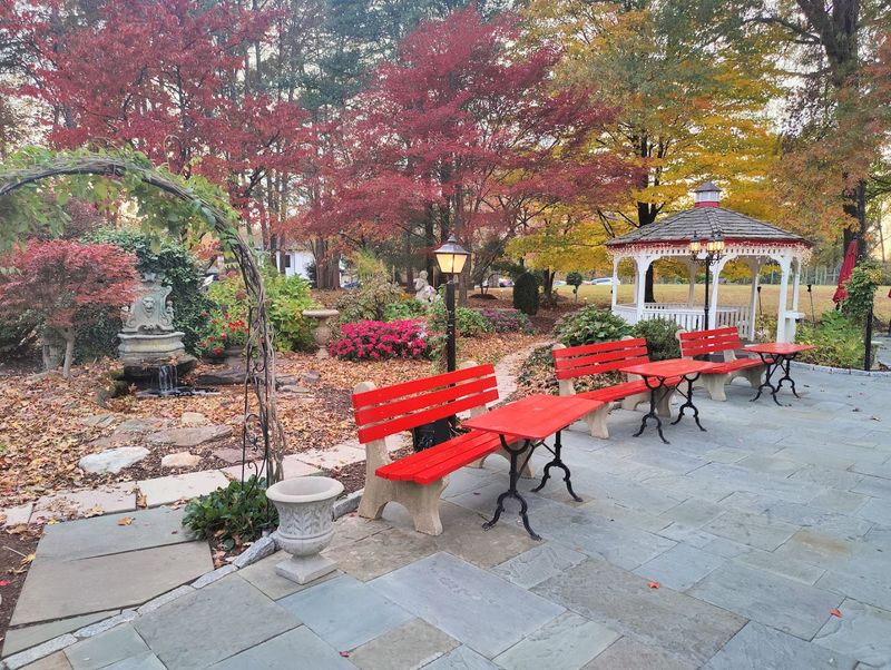 Outdoor Spaces That Make Every Season Worth Celebrating Outdoor Spaces That Make Every Season Worth Celebrating