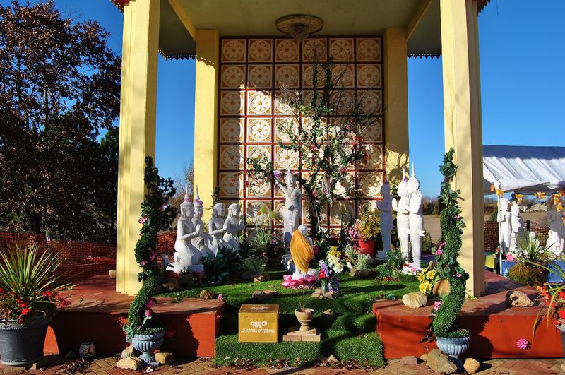 Outdoor Statuary That Tells Ancient Stories