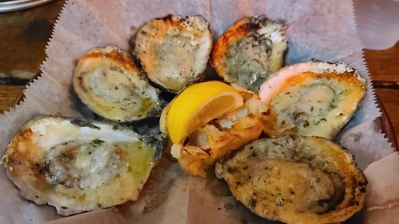 Oysters That Deserve Your Full Attention Oysters That Deserve Your Full Attention