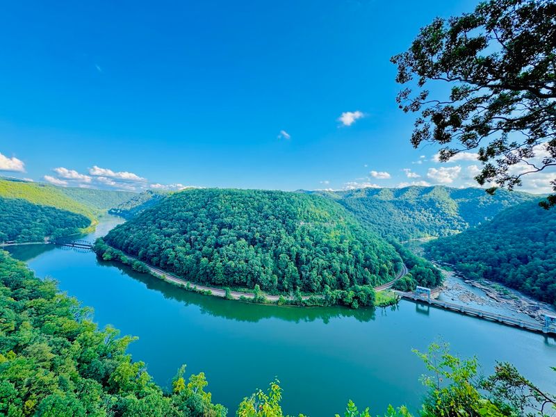 Panoramic Views of the New River Gorge Panoramic Views of the New River Gorge
