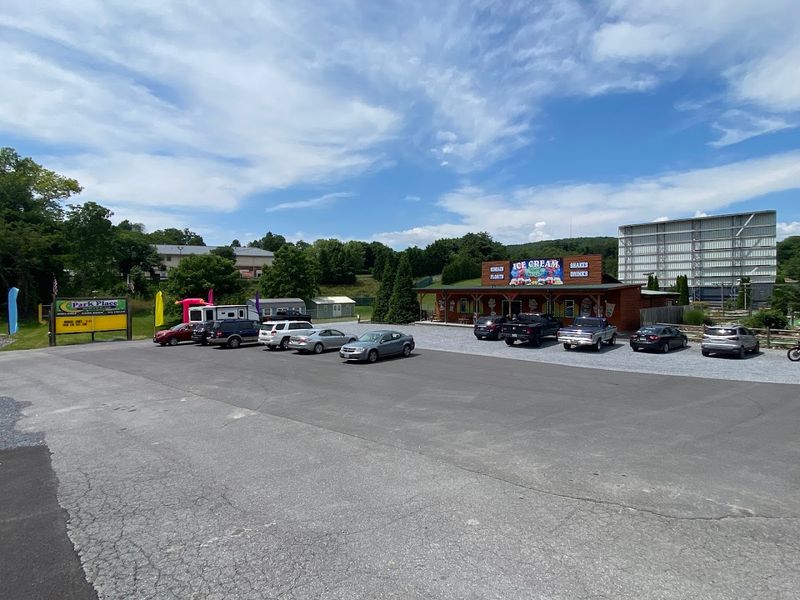 Park Place Drive-In, Marion