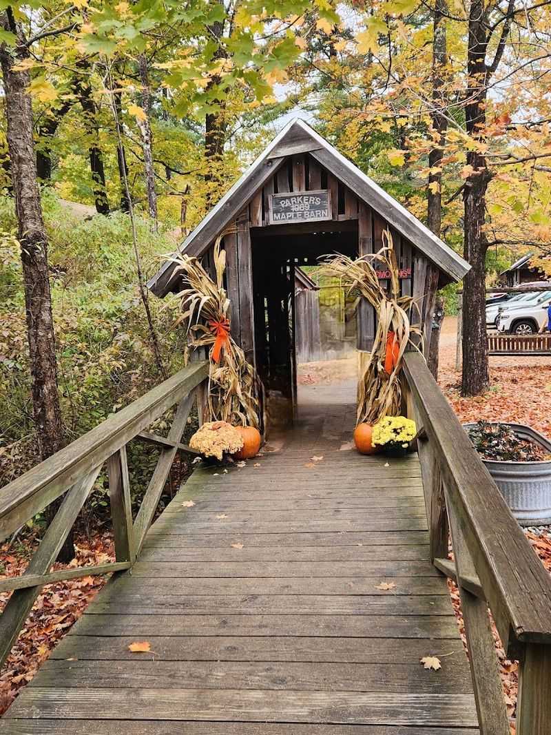 Parker's Maple Barn, Mason Parker's Maple Barn, Mason