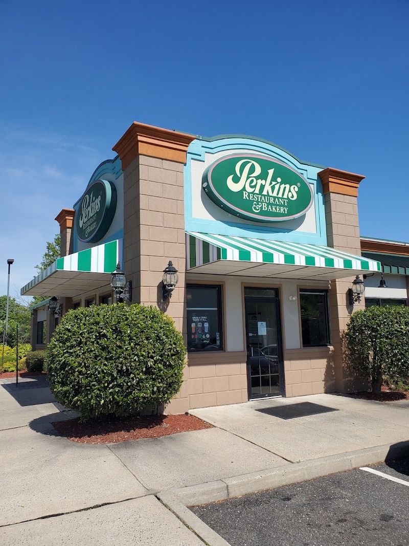 Perkins Restaurant & Bakery Perkins Restaurant & Bakery