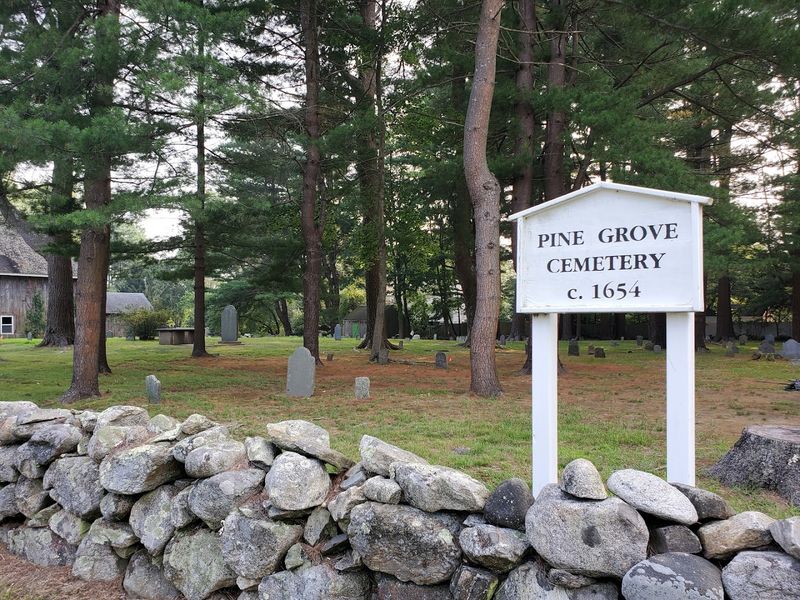 Pine Grove Cemetery in Hampton