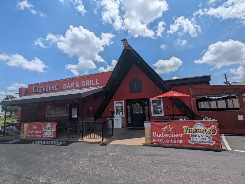 Pizza and Street Tacos Hold Their Own on the Menu