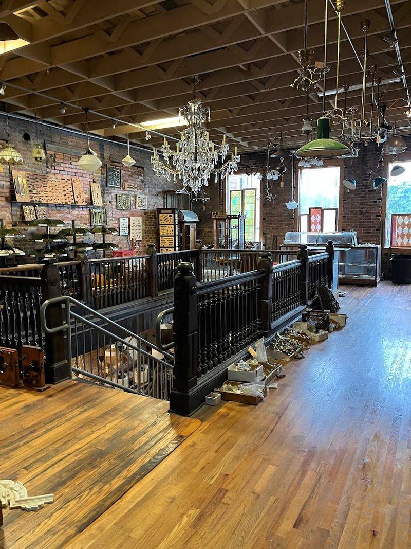 Plan Your Renovation Around the Dedicated Mantel Warehouse