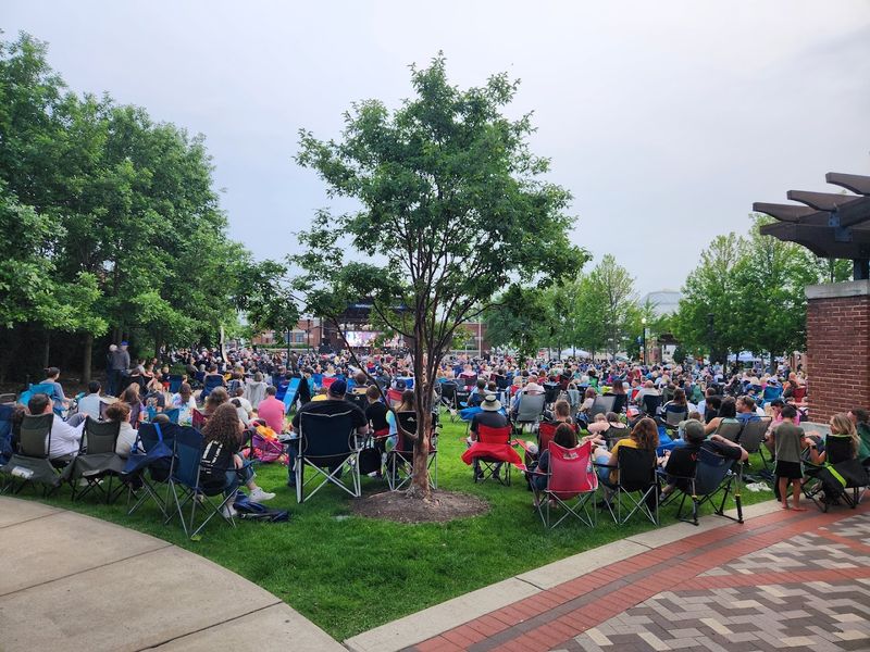 Plan Your Thursday Around the Summer Concert Series Plan Your Thursday Around the Summer Concert Series