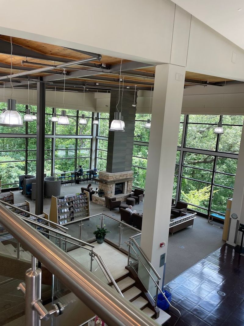 Plan Your Trip Around Alabama's First LEED Gold Library