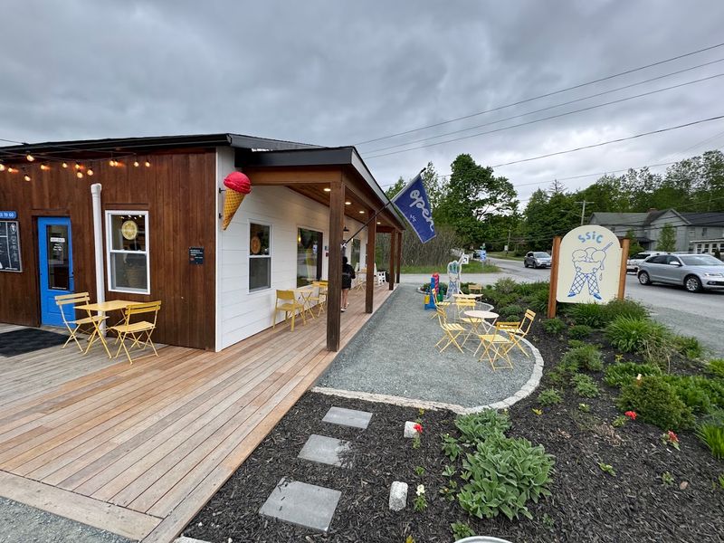 Plan Your Visit to 2213 Main Street, Bethlehem Plan Your Visit to 2213 Main Street, Bethlehem