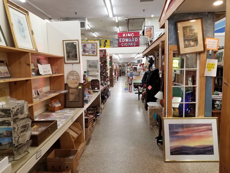 Plan Your Visit to 601 Main Street in Laconia Plan Your Visit to 601 Main Street in Laconia