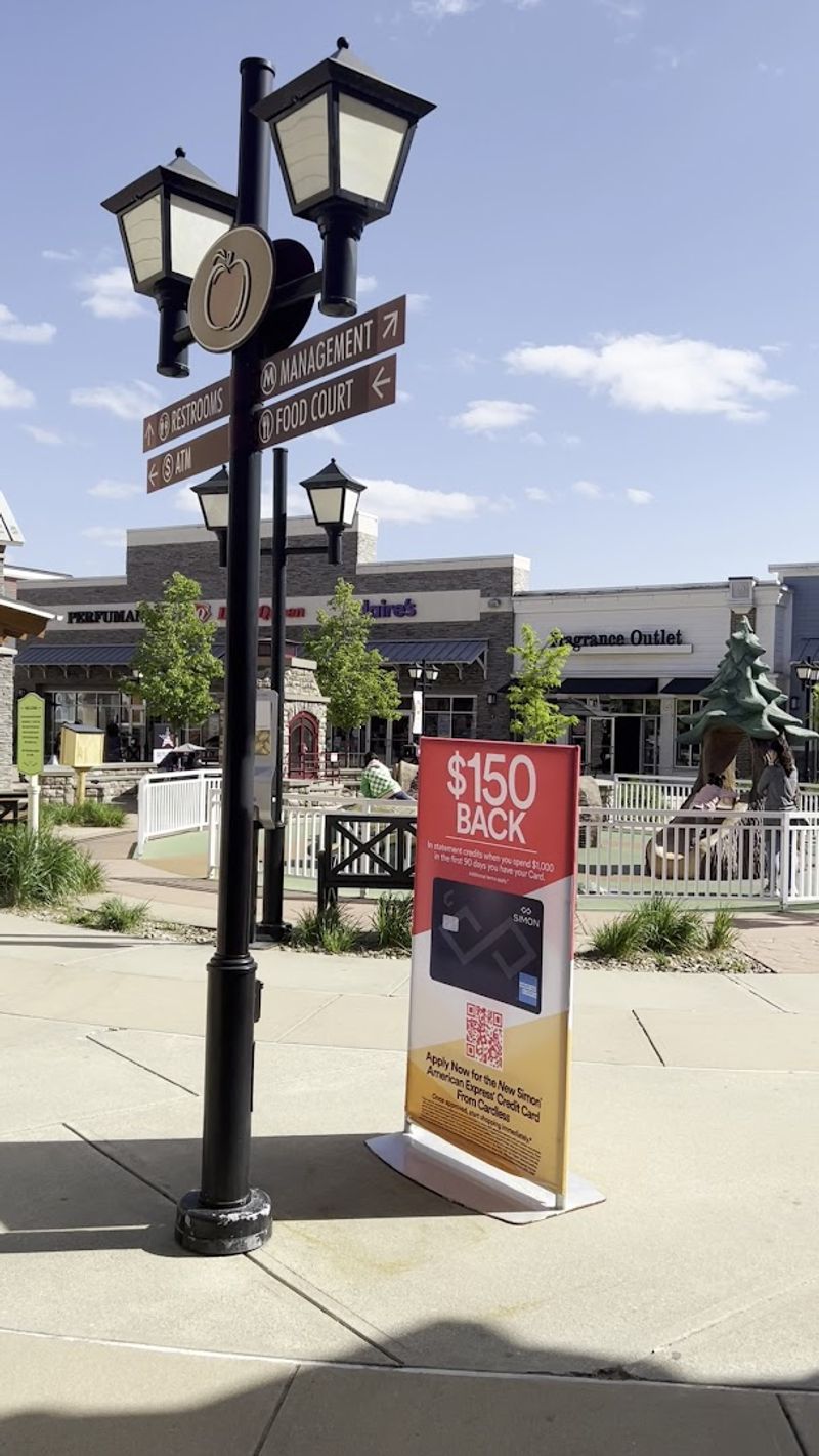 Plan Your Visit to 80 Premium Outlets Boulevard Today
