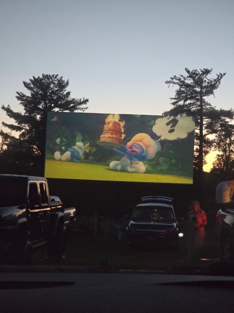 Plan to Watch Two Movies for One Admission Price Plan to Watch Two Movies for One Admission Price