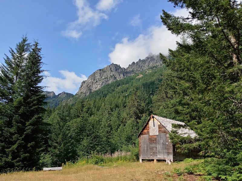 Planning Your Visit: Practical Tips for the Trail to Monte Cristo