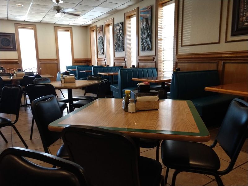 Planning Your Visit to The Paredes Family Restaurant
