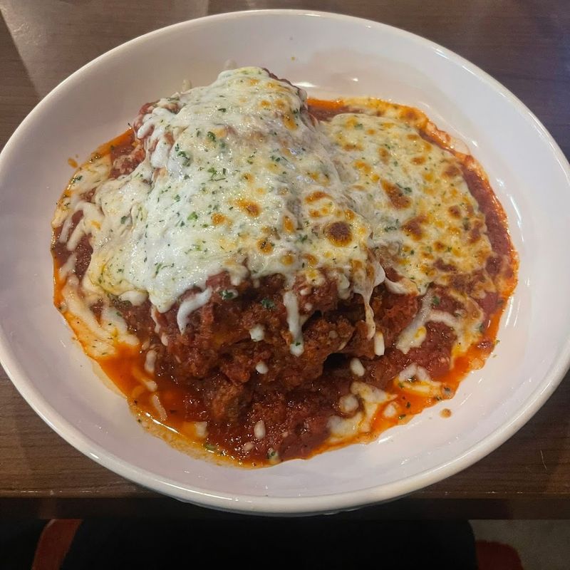 Portions That Practically Beg for a To-Go Box Portions That Practically Beg for a To-Go Box