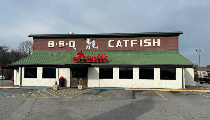 Pruett's Fish Camp, A Gadsden Classic Since 1953 Pruett's Fish Camp, A Gadsden Classic Since 1953