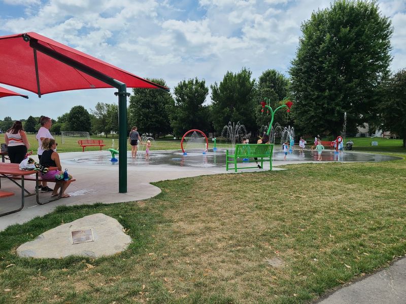 Quarry Hill Nature Center Splash Pad, Rochester Quarry Hill Nature Center Splash Pad, Rochester