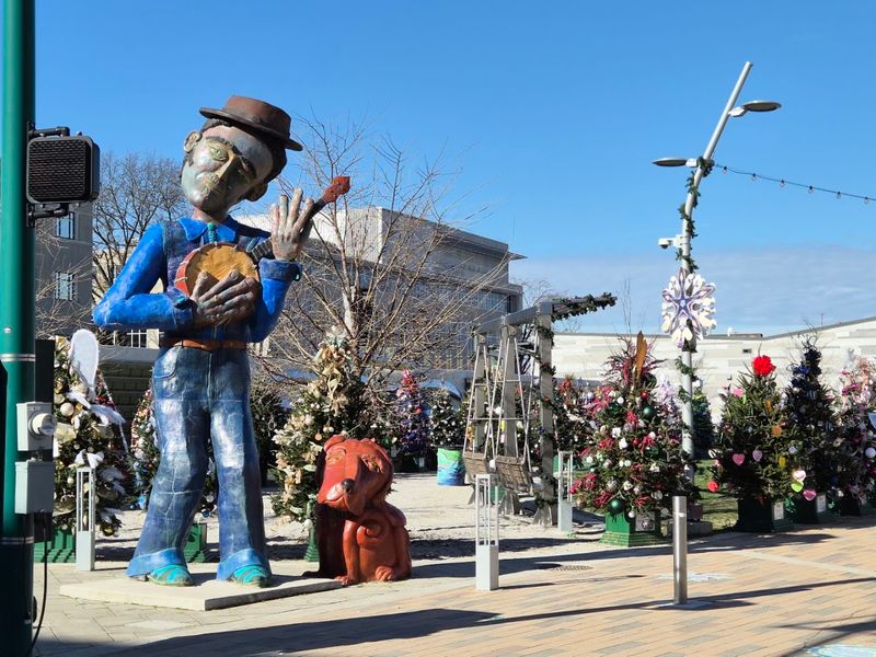 Quirky Sculptures Pop Up Where You Least Expect Them
