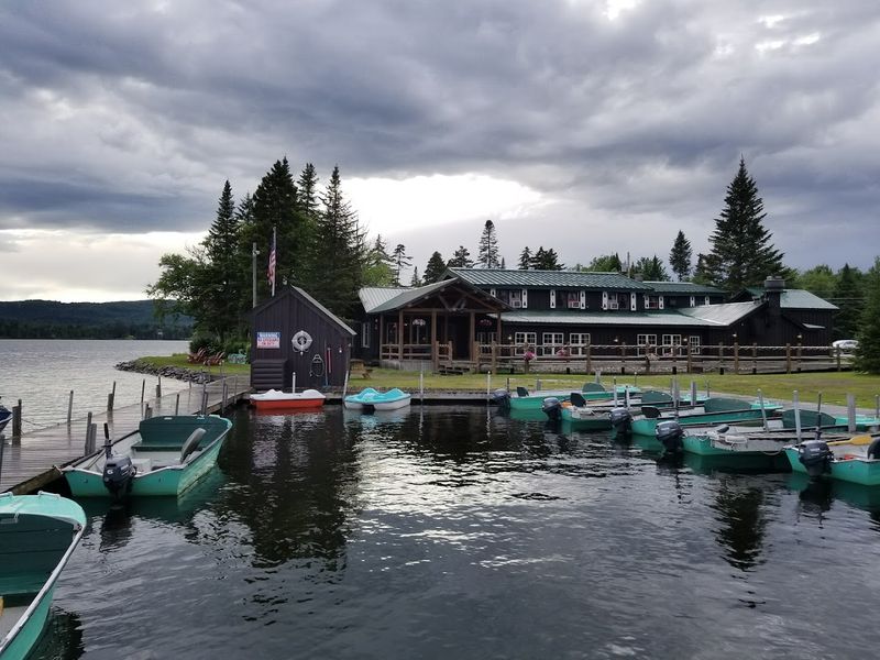 Rainbow Grille and Tavern