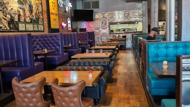 Rendezvous Pizza Brings Chicago Tavern Tradition to Bricktown