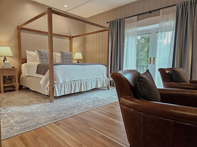 Rooms That Feel Like Personal Sanctuaries Rooms That Feel Like Personal Sanctuaries