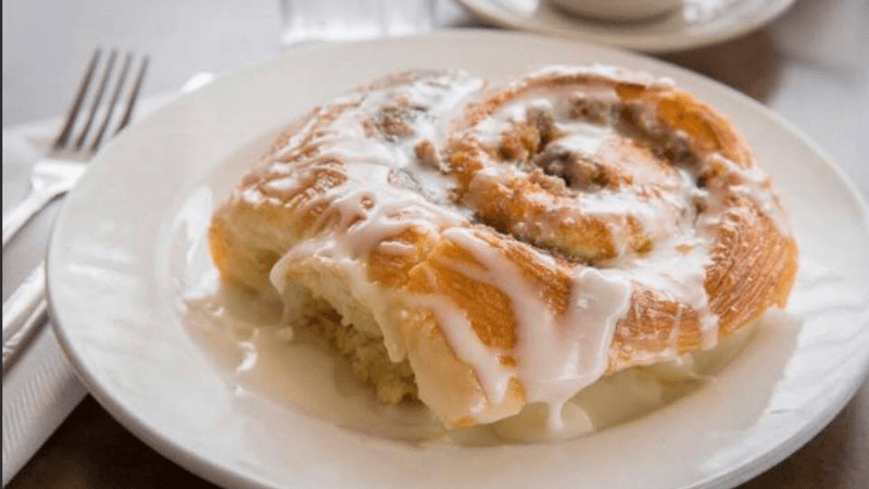 Rothschild's in Washington Missouri Hides the Plate Completely Under Its Famous Roll Rothschild's in Washington Missouri Hides the Plate Completely Under Its Famous Roll