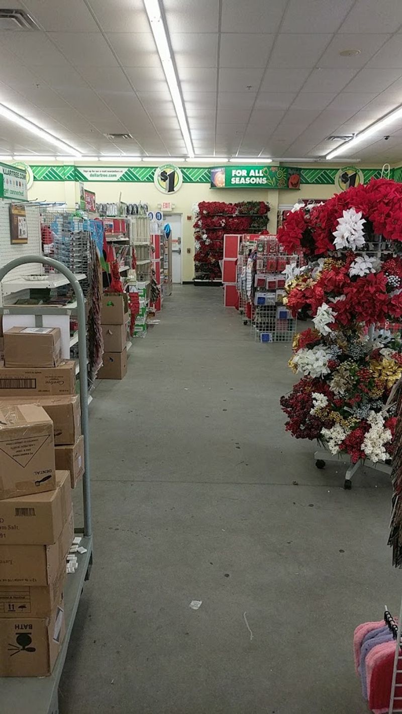 Seasonal Decor That Steals the Show Seasonal Decor That Steals the Show