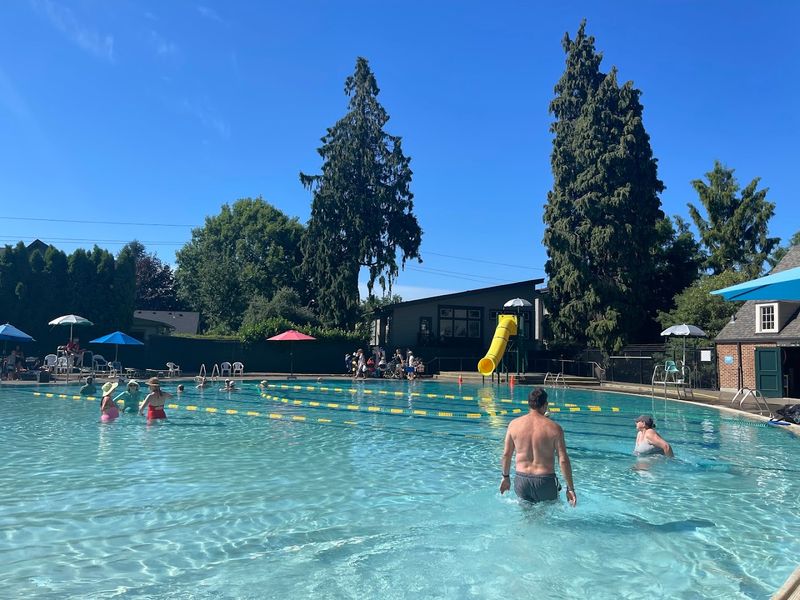 Sellwood Pool, Portland, Oregon