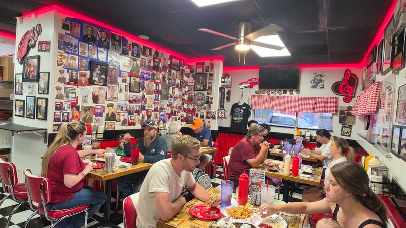 Sid's Diner in El Reno Is Ground Zero for the Oklahoma Fried Onion Burger Sid's Diner in El Reno Is Ground Zero for the Oklahoma Fried Onion Burger