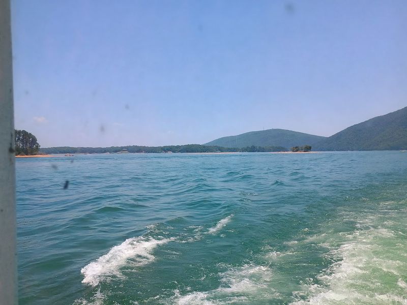 Smith Mountain Lake Up Close and Personal