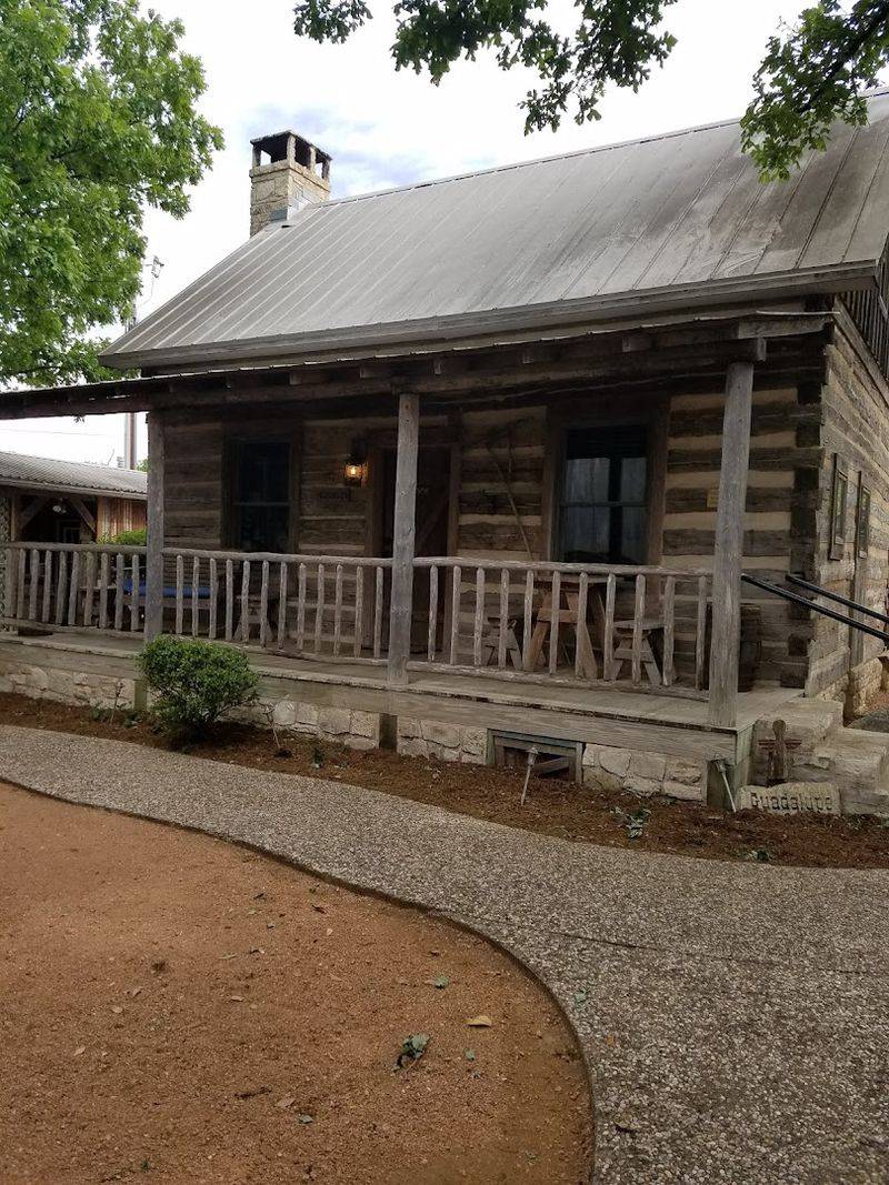 Staying the Night in a Historic Cabin Staying the Night in a Historic Cabin
