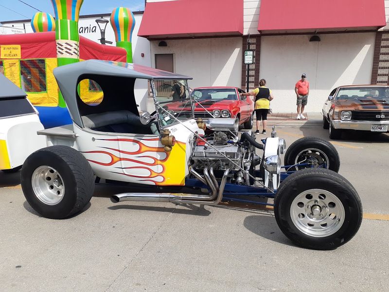 Summer Events Fill the Calendar Fast Summer Events Fill the Calendar Fast