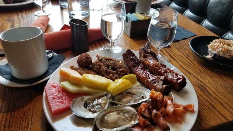 Sunday Brunch Worth Setting an Alarm For
