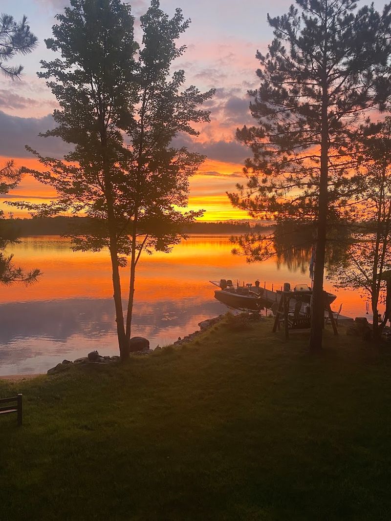 Sunsets That Stop Conversations Mid-Sentence