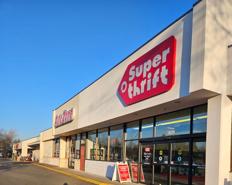 SuperThrift - Oregon City, OR