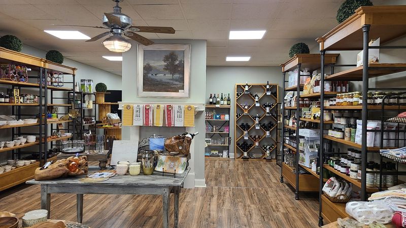 Support Small Batch Vendors at This Alabama Market