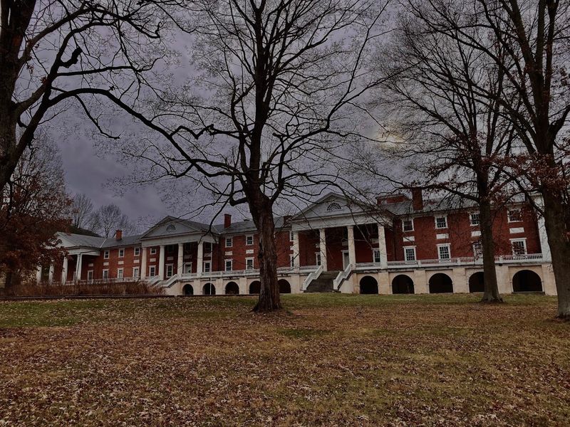 Sweet Springs' Grandeur Now Echoes With Ghostly Tales Sweet Springs' Grandeur Now Echoes With Ghostly Tales