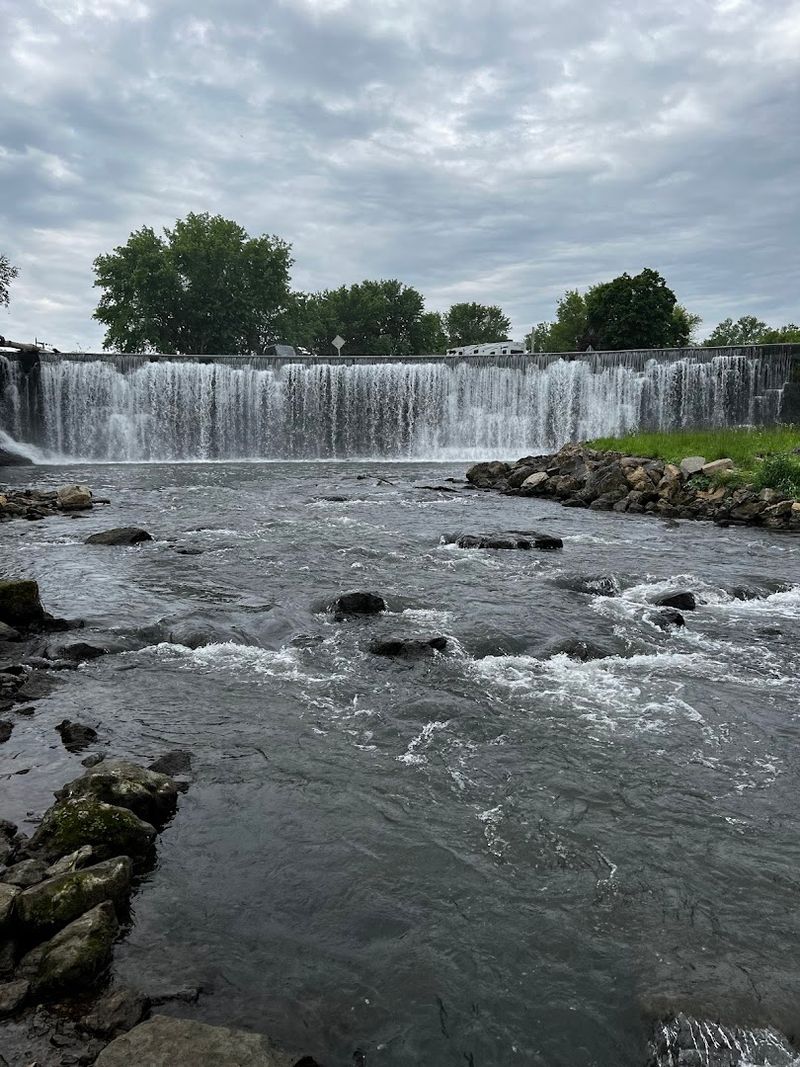 Sylvan Park and the Waterfall Dam That Steals Every Glance