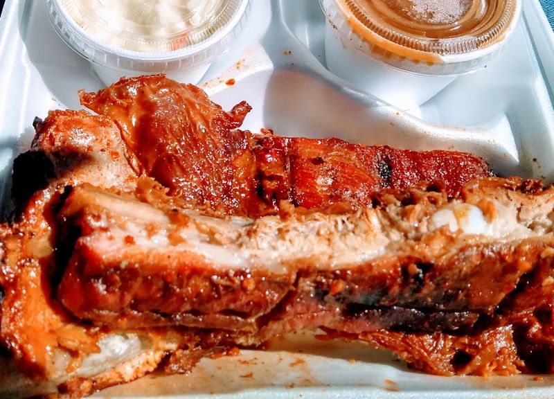 That Vinegar Sauce Deserves Its Own Conversation That Vinegar Sauce Deserves Its Own Conversation
