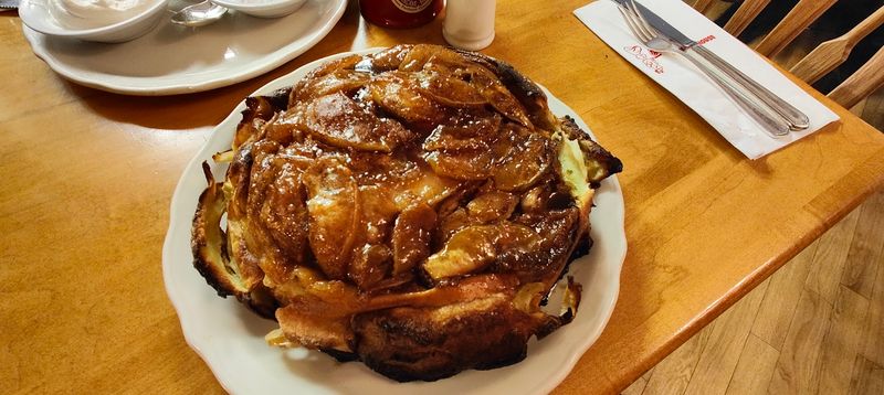 The Apple Pancake Is a Legend for Good Reason The Apple Pancake Is a Legend for Good Reason