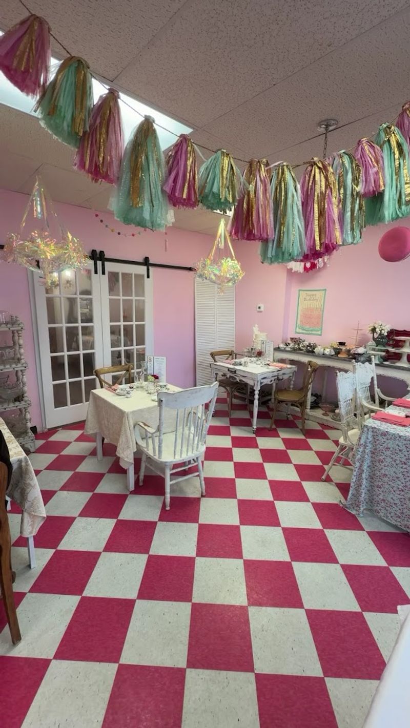 The Atmosphere Inside the Tearoom The Atmosphere Inside the Tearoom