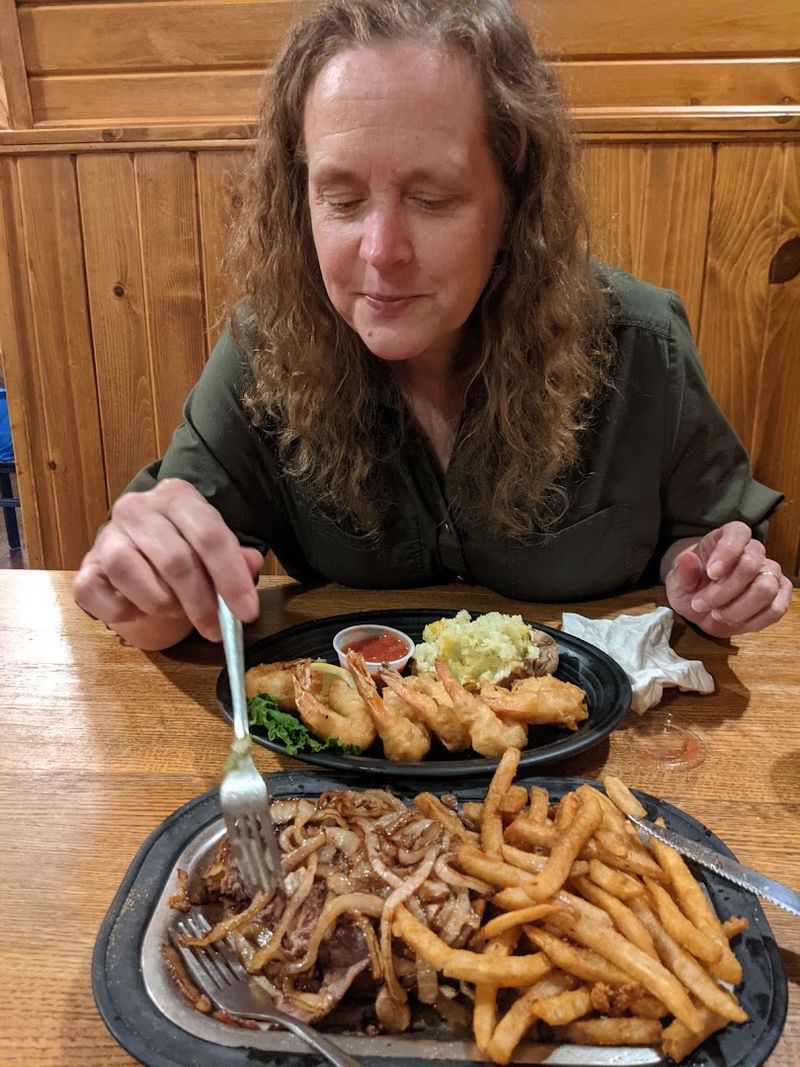The Atmosphere That Actually Makes the Food Taste Better
