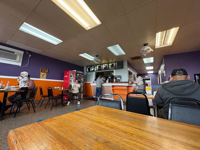 The Atmosphere That Keeps Regulars Coming Back